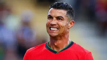 Cristiano Ronaldo en el partido ante Irlanda con la camiseta de Portugal.