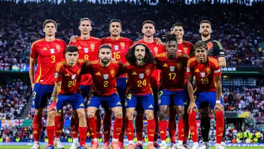 El equipo de España titular ante Georgia en los octavos de final. (Foto: EFE)