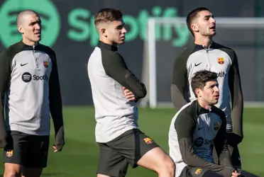 Futbolistas del Barça, en un entrenamiento antes de viajar a la Supercopa