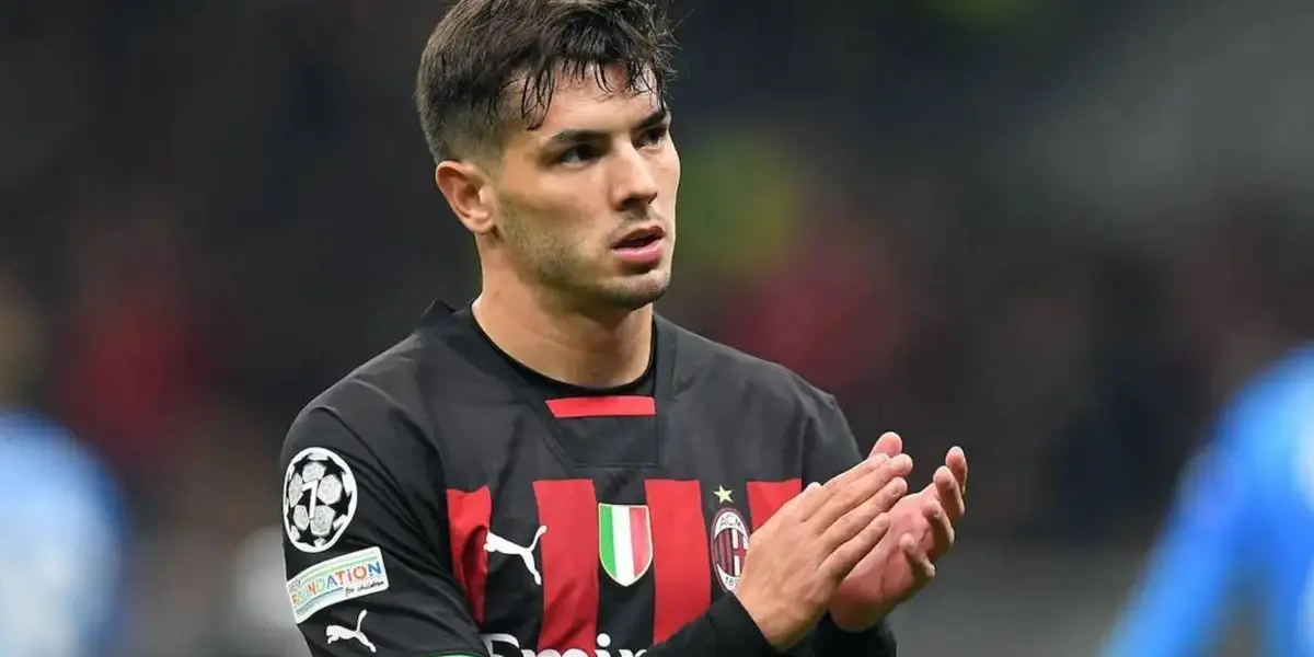 Brahim con la camiseta del Milan. (Foto: EFE)