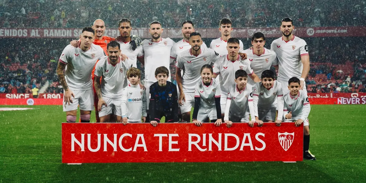 El once titular del Sevilla en el último partido de Liga contra el Athletic