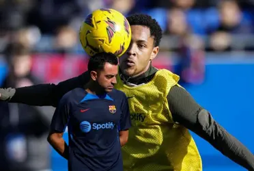 Nuevos problemas en Barcelona, el motivo por el que Xavi no puede usar a Vitor Roque