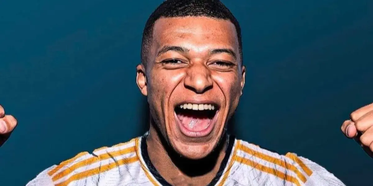 Kylian Mbappé con la camiseta del Real Madrid.