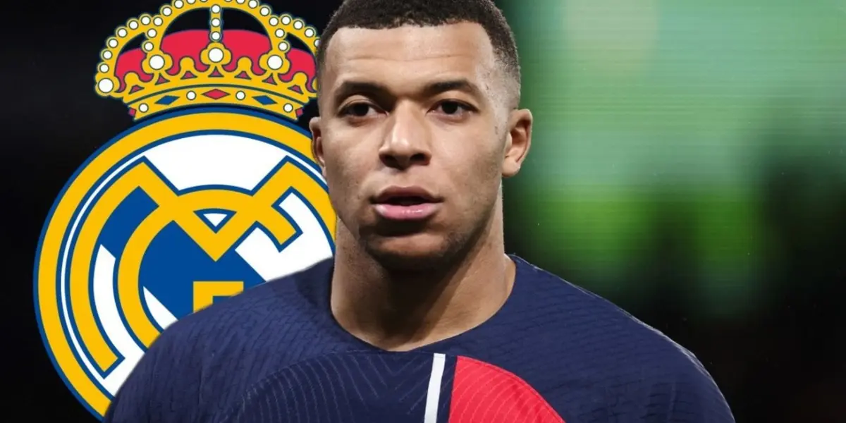 Mbappé con el escudo del Real Madrid.